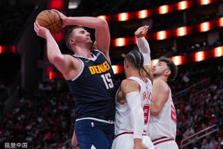 在这个国际 在这个国际