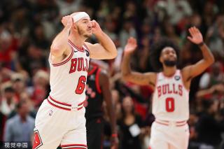 潜移默化地 潜移默化地